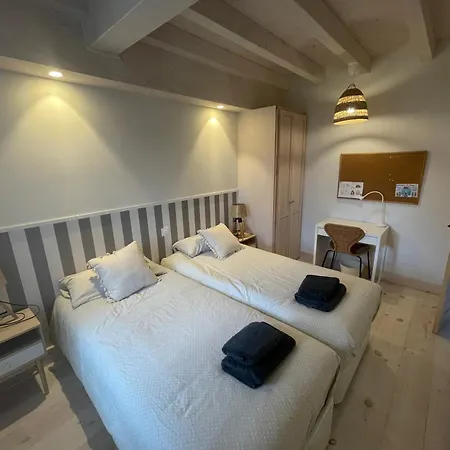 Calma House * Larteme